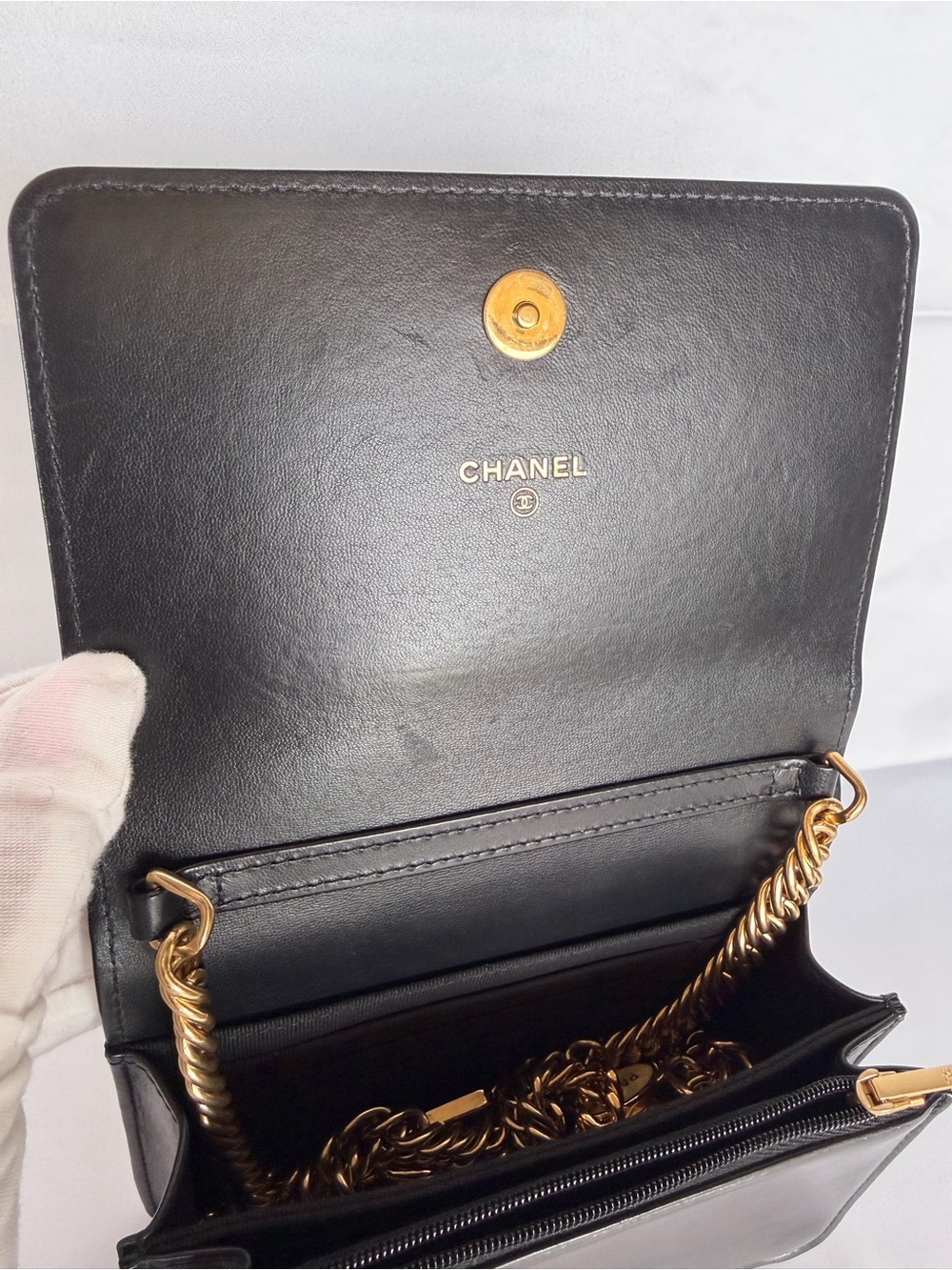🎉SOLD🎉 CHANEL Black Lambskin WOC Wallet On Chain Gold Hardware GHW Cruise 2023 - Picture 7 of 12